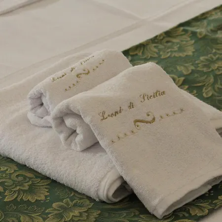 Πανσιόν Leoni Di Sicilia